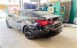 نيسان ماكسيما